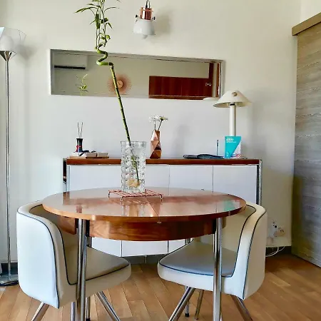 Апартаменты Port D'hyeres Vue Et Iles De Porquerolles Et Port-cros