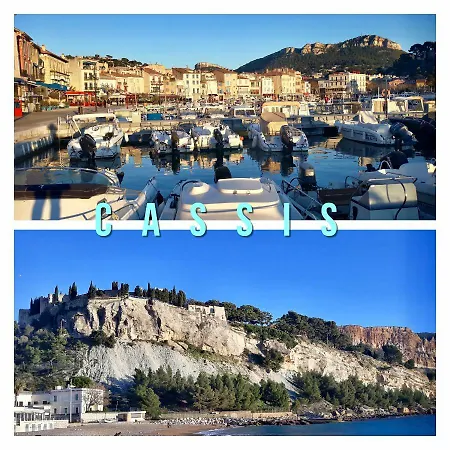 Port D'hyeres Vue Et Iles De Porquerolles Et Port-cros Hyeres