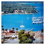Port D'hyeres Vue Et Iles De Porquerolles Et Port-cros アパート