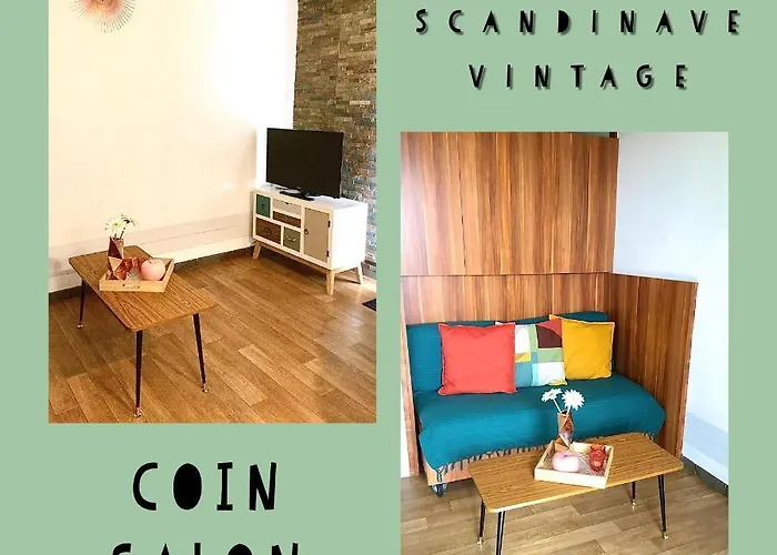 Port D'hyeres Vue Et Iles De Porquerolles Et Port-cros Lejlighed