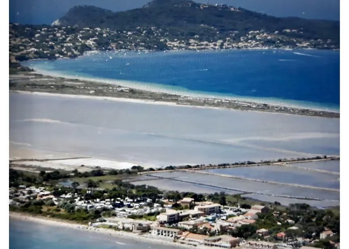 Apartman Port D'hyeres Vue Et Iles De Porquerolles Et Port-cros Hyères